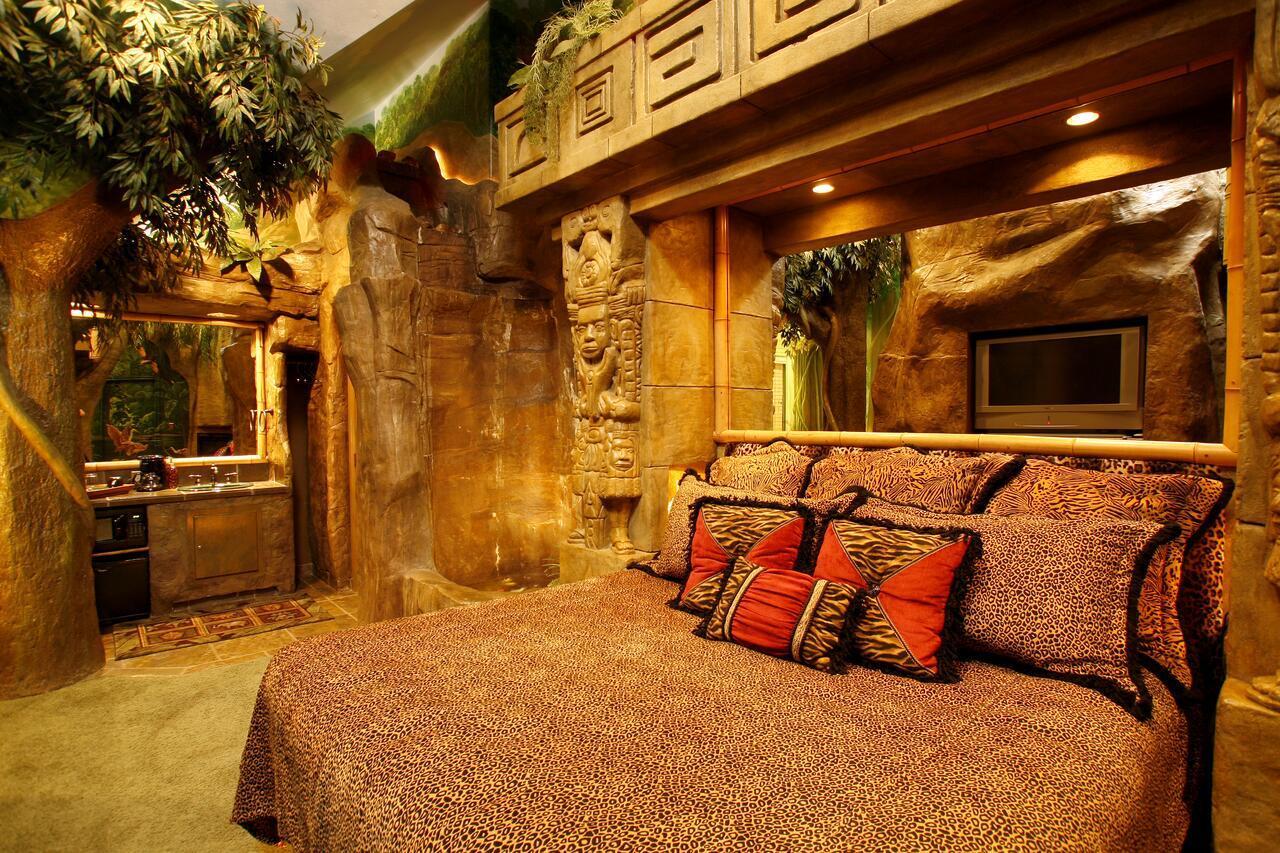 Black Swan Inn Luxurious Theme Rooms Pocatello Exterior photo